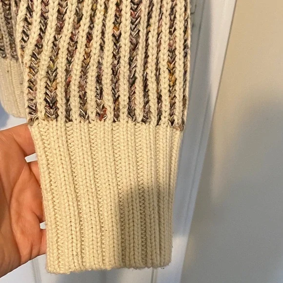 Universal Thread Beige and Brown Chunky Sweater - Picture 4 of 6